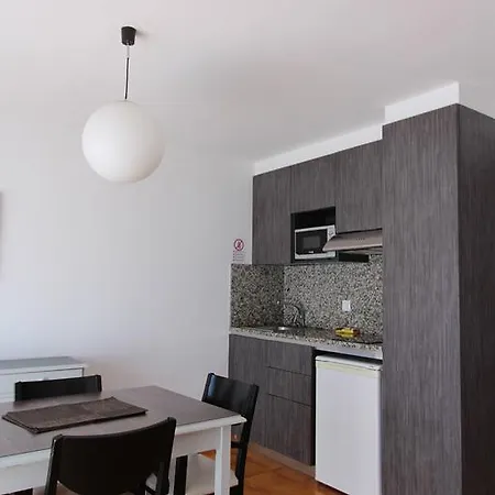 Apartment Residencial Super Stop *
