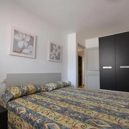 Residencial Super Stop Apartmán *