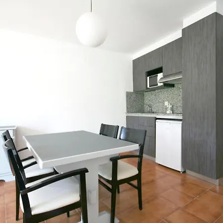 Apartment Residencial Super Stop *